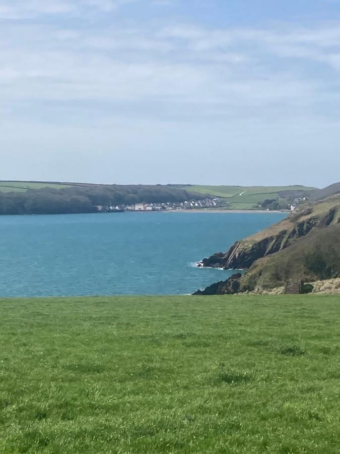 Coast Path Camping Saint Ishmaels  Extérieur photo